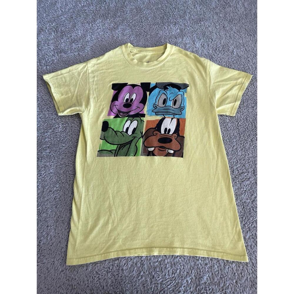 Disney Shirt Mens Small Yellow Mickey Donald Goofy Pluto Cartoon Graphic Tee